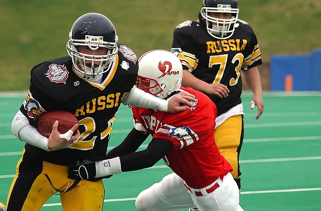 NBA杯半场：东契奇&里夫斯合砍37分，詹姆斯2分，独行侠62-60领先湖人