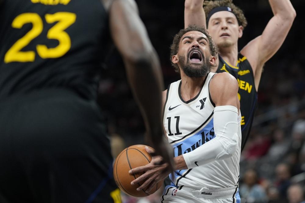 门将扑出关键点球，球迷热议